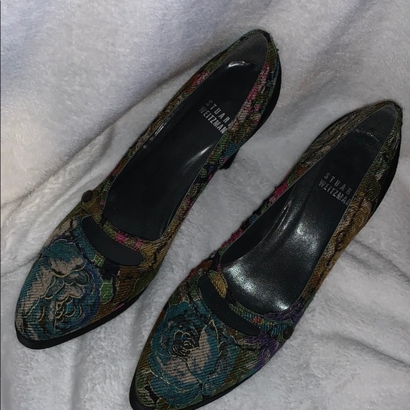 Stuart Weitzman Floral Tapestry Heels - GORGEOUS! - Picture 4 of 13